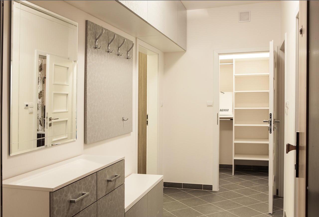 be, corridor, cabinet, peg, interior, cloakroom, corridor, corridor, cabinet, cabinet, cabinet, cabinet, cabinet, cloakroom, cloakroom
